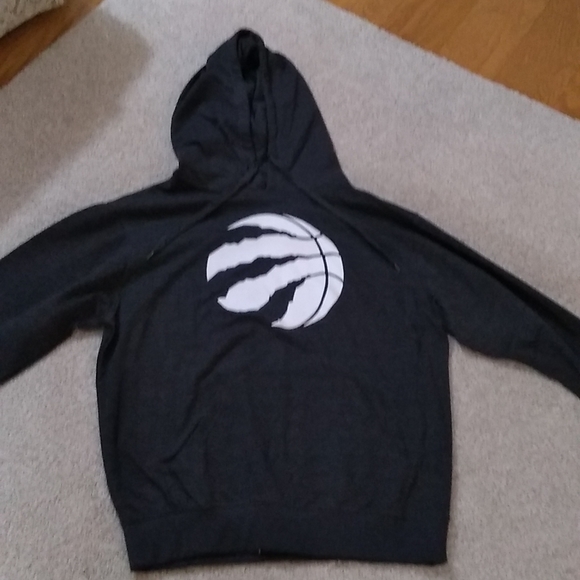 NBA Other - 💕NBA Raptors M grey lightweight hoodie NWT